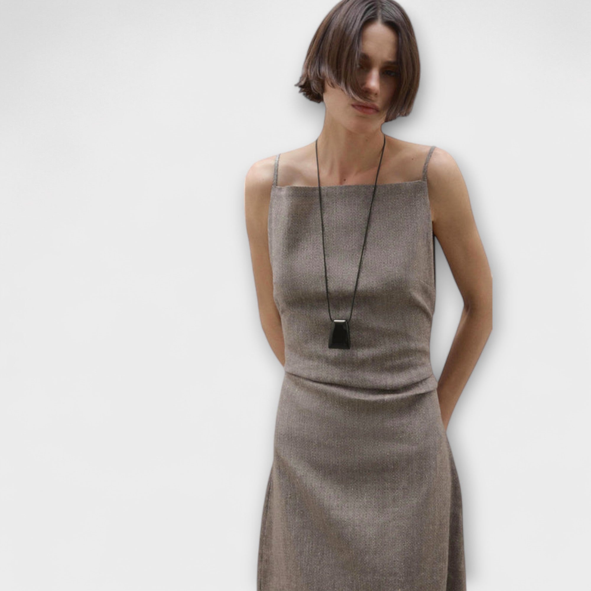 Clara - FlieĂźendes Maxikleid aus Leinenmischung