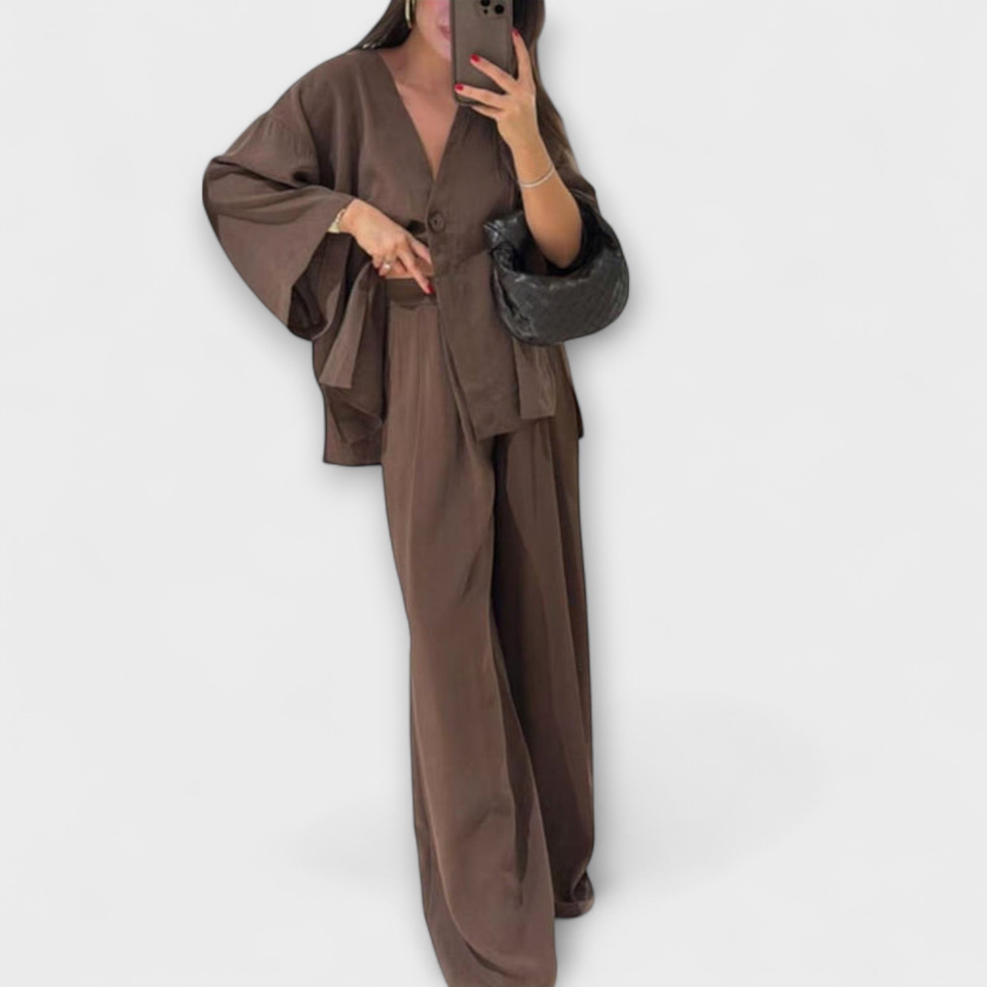 Aurora - Lässiges V-Ausschnitt Top und Hose Duo