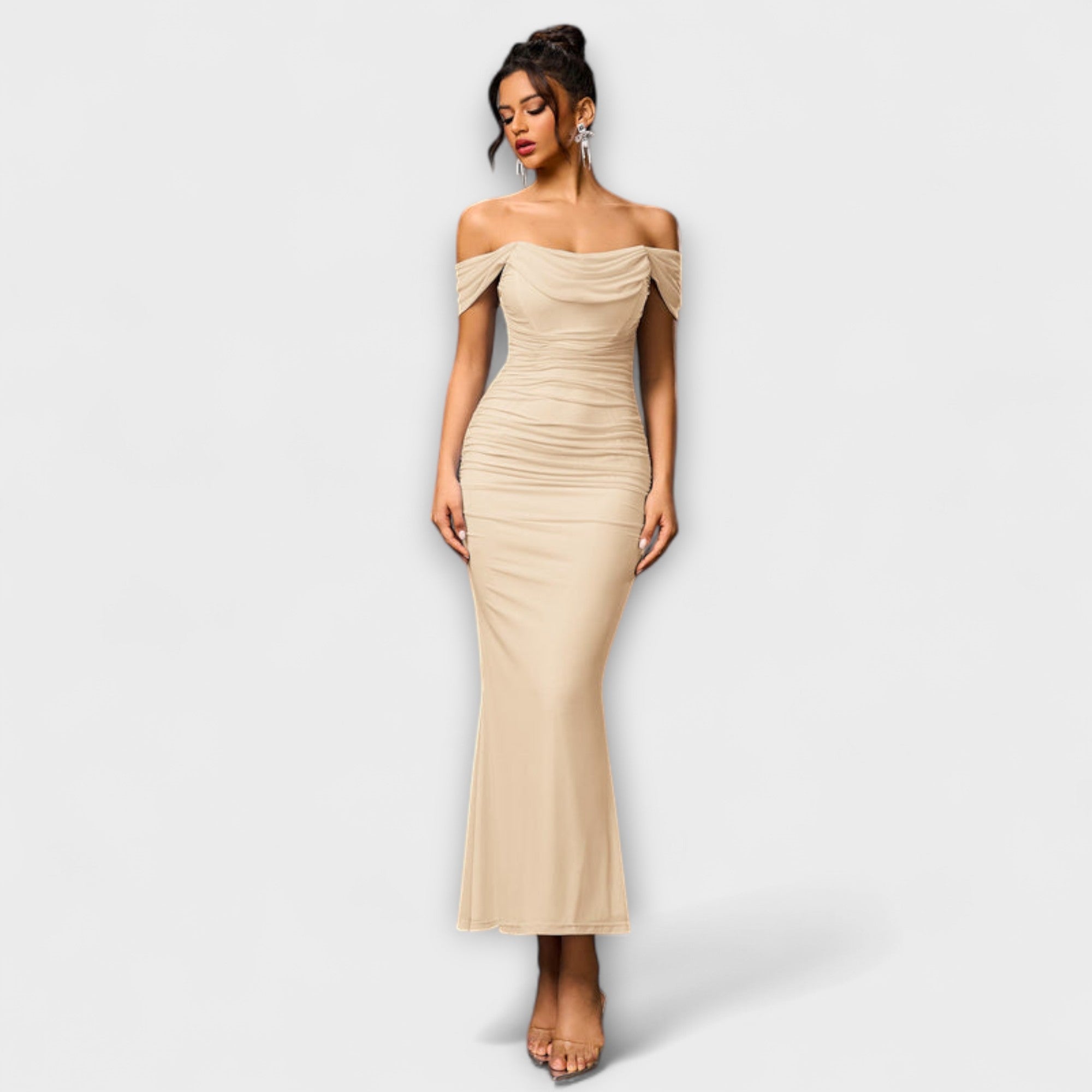 Ione - Off-Shoulder Raffung Bodycon Kleid