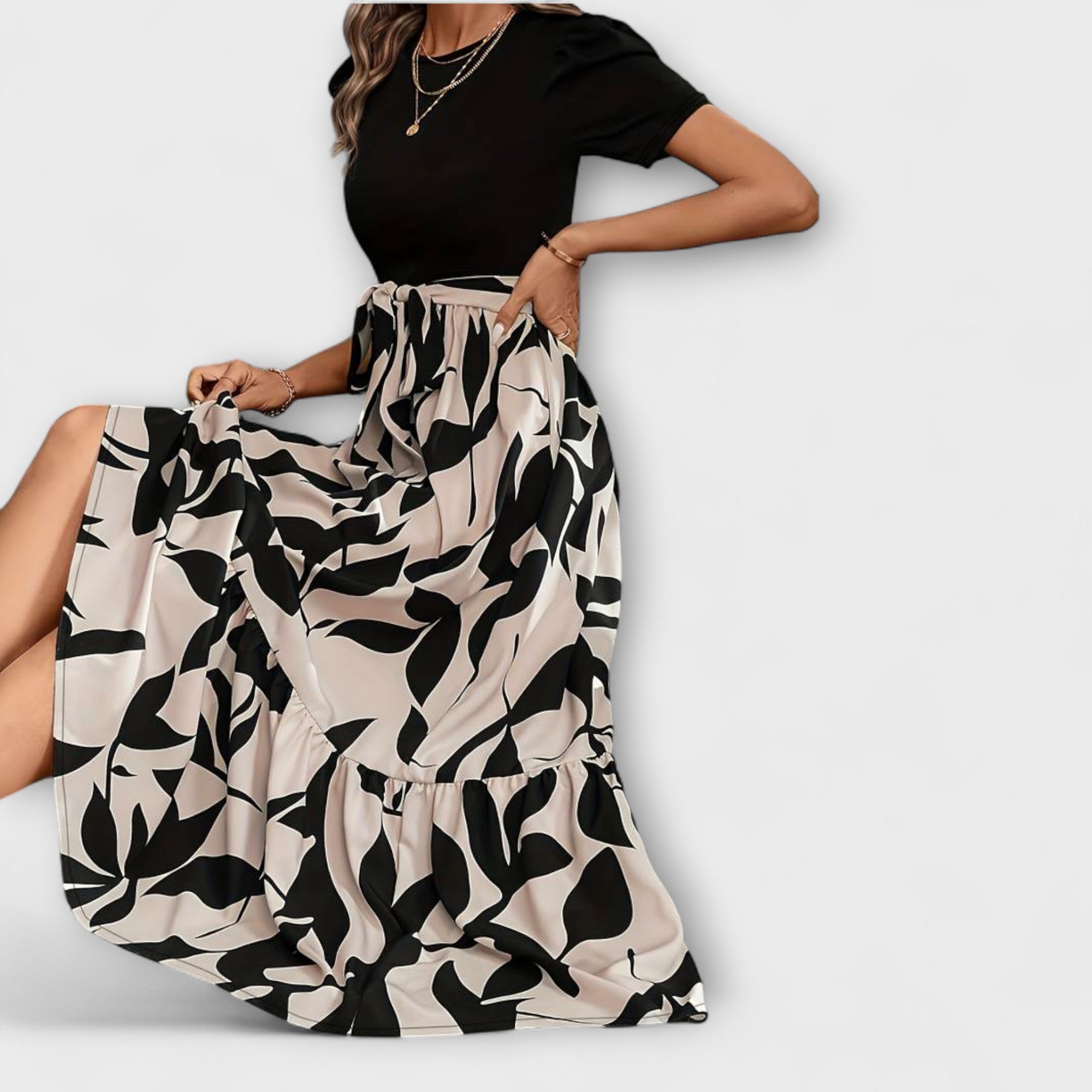 Luna - Sommerkleid mit Blumenmuster und Rundhalsausschnitt