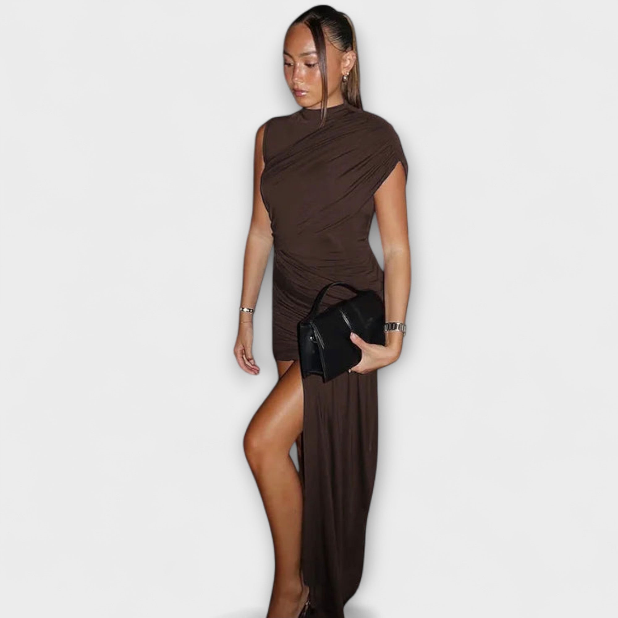 Aurora - Schickes, schmal geschnittenes Kleid mit Rundhalsausschnitt und Plissee