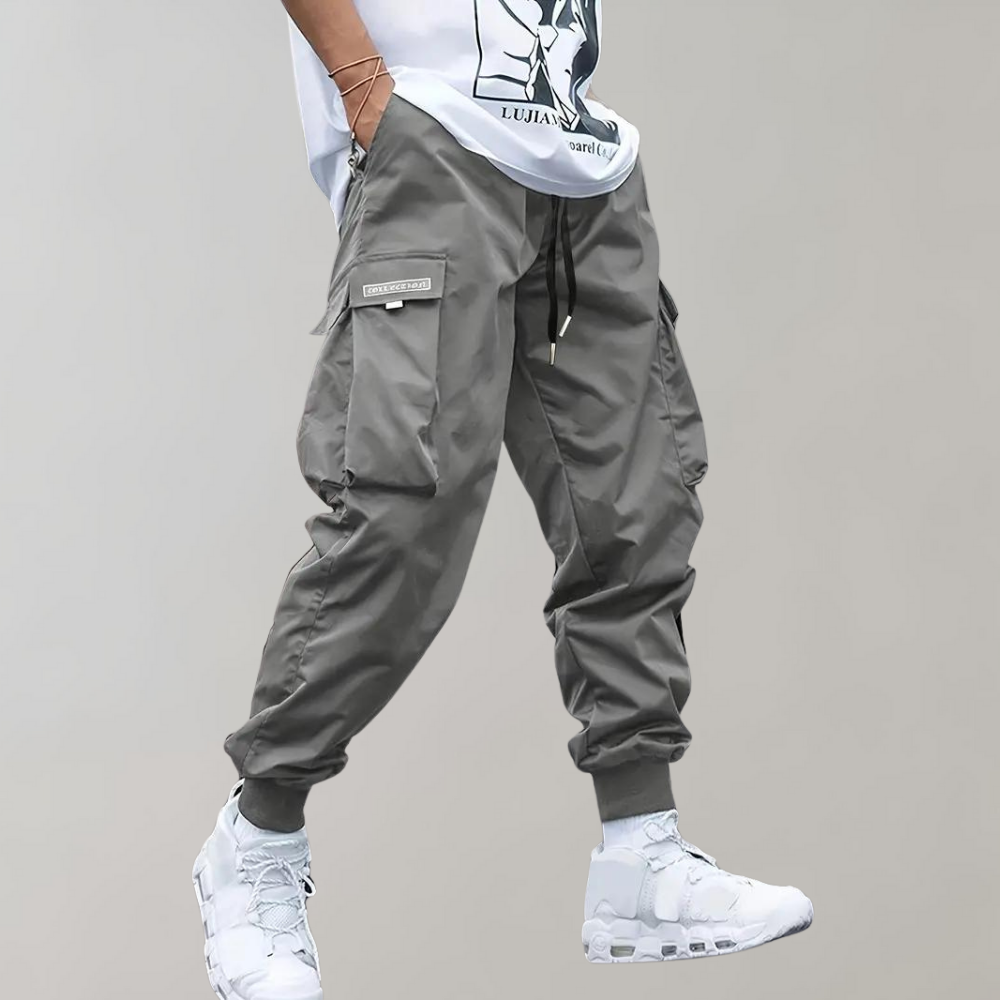 Herren Cargo Jogginghose – Lila Streetwear-Hose mit Reißverschlusstaschen & Bündchen