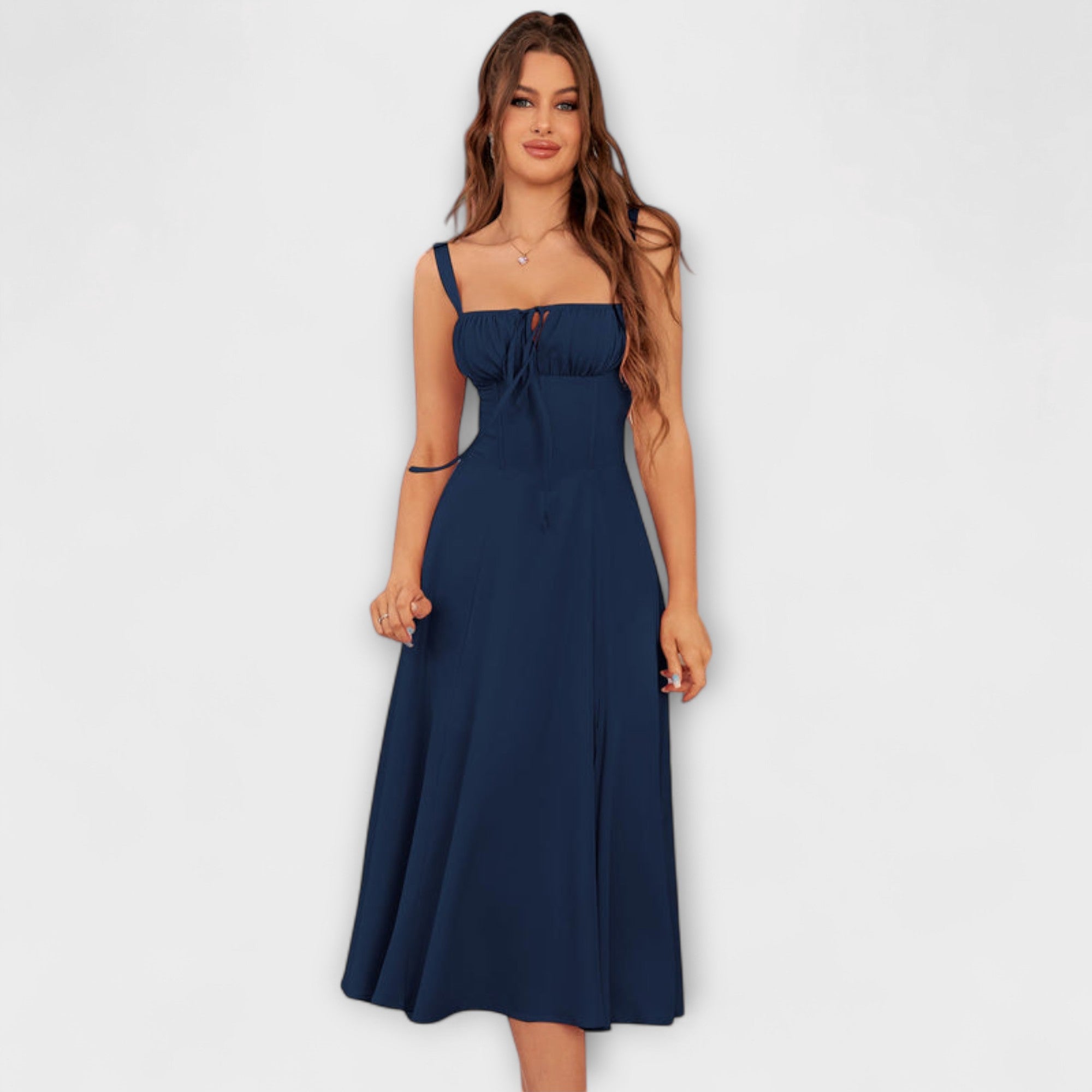 Hoffnung - Rüschentop Kleid mit Schlitzdetail